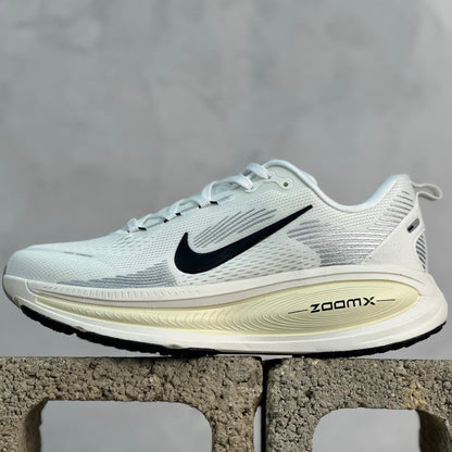 Nike Vomero 18