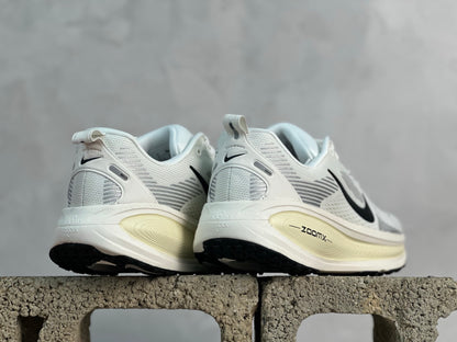 Nike Vomero 18