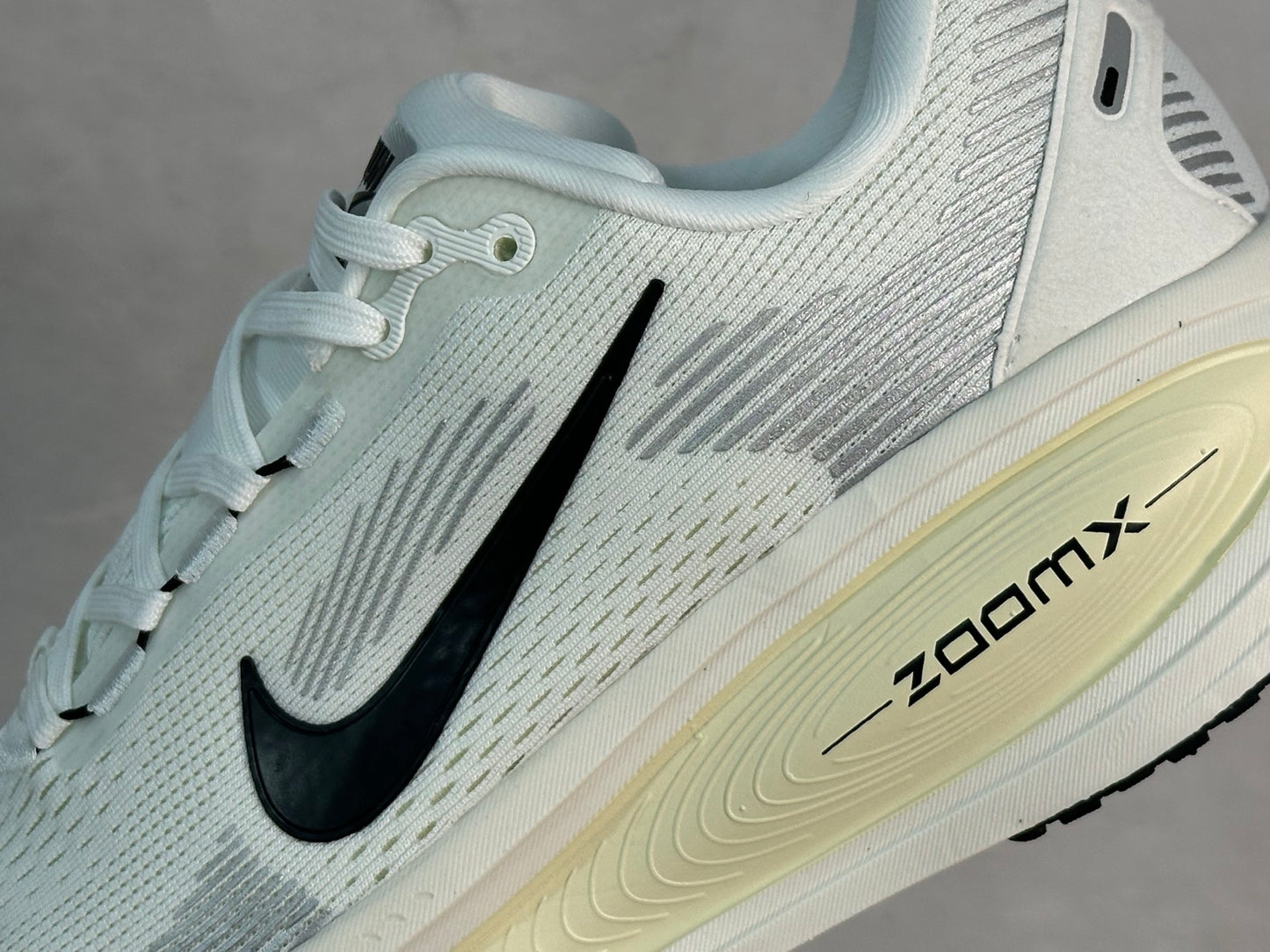 Nike Vomero 18